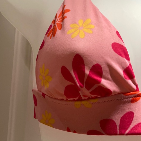 EUC Victoria’s Secret bikini. Size S. - Picture 3 of 9